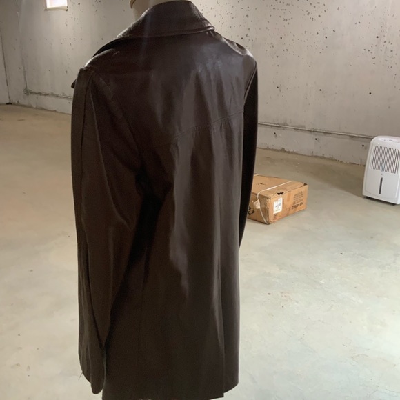 Brown leather jacket - Picture 3 of 5